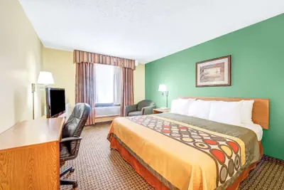 Photo 4 - Super 8 by Wyndham McKinney/Plano Area