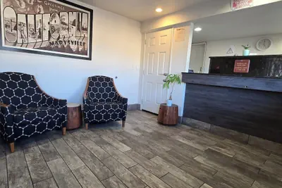 Photo 3 - Peach City Inn - Marysville Yuba City