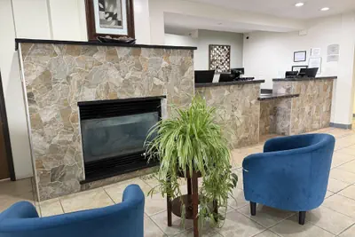 Photo 2 - SureStay by Best Western Albuquerque East I-40