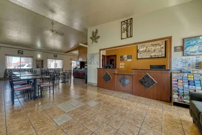 Photo 4 - Super 8 by Wyndham Alamosa
