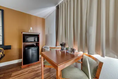 Photo 5 - Super 8 by Wyndham Alamosa