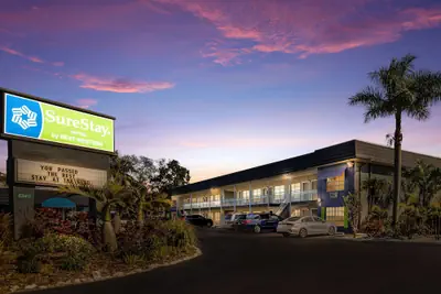 Photo 2 - SureStay Hotel by Best Western Sarasota Lido Beach