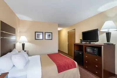 Photo 2 - Quality Inn Parkersburg North - Vienna