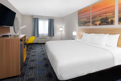 Photo 5 - Days Inn by Wyndham Wooster