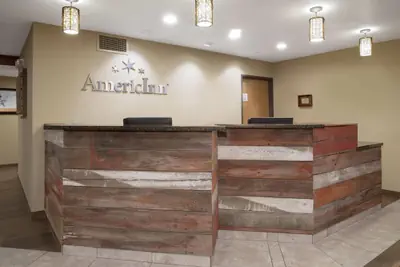 Photo 3 - AmericInn by Wyndham Mount Pleasant