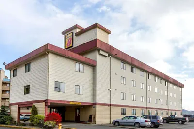 Photo 2 - Super 8 by Wyndham Ketchikan