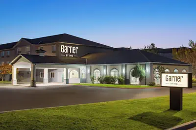 Photo 2 - Garner Hotel Salt Lake City Airport by IHG