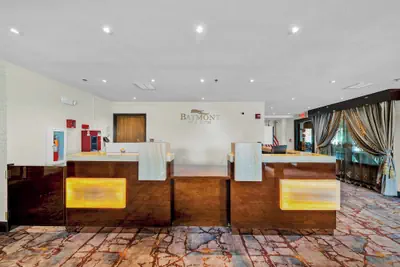 Photo 3 - Baymont by Wyndham Anderson