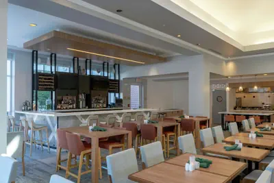 Photo 5 - Hilton Garden Inn Plymouth