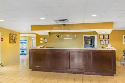 Photo 4 - Quality Inn Calera I-65 exit 231