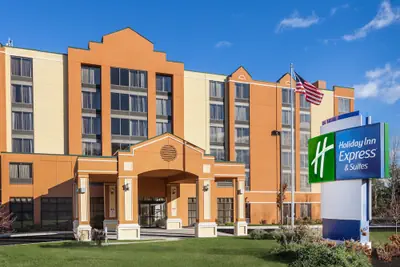 Photo 2 - Holiday Inn Express Hotel & Suites South Portland by IHG