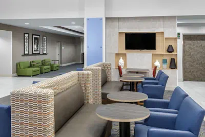 Photo 3 - Holiday Inn Express Hotel & Suites South Portland by IHG