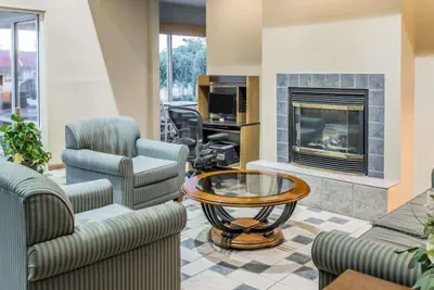 Photo 2 - Quality Inn Kalamazoo near Wings Stadium