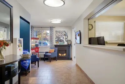 Photo 3 - Sonesta Simply Suites Somerset