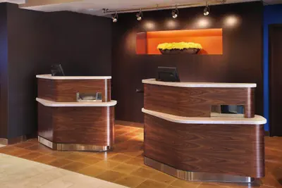 Photo 5 - Courtyard by Marriott Cleveland Westlake