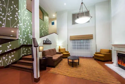 Photo 5 - Sleep Inn & Suites Edmond near University