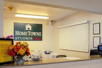 Photo 4 - HomeTowne Studios by Red Roof Salem, OR