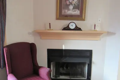 Photo 4 - Econo Lodge Carlisle Central