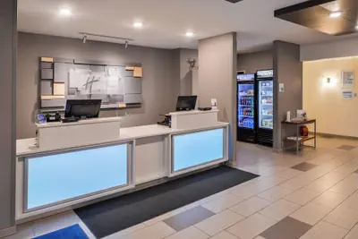 Photo 5 - Holiday Inn Express & Suites Sioux Falls At Empire Mall by IHG