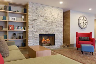 Photo 2 - Country Inn & Suites by Radisson, Jackson, TN