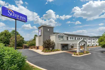 Photo 2 - Sleep Inn & Suites Johnson City