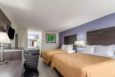 Photo 5 - Quality Inn & Suites Canton