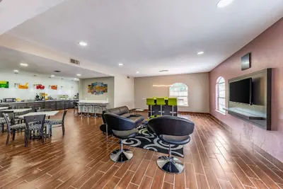Photo 3 - Quality Inn & Suites Canton
