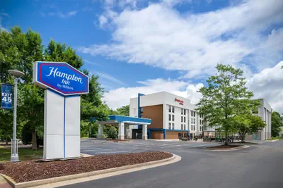 Photo 2 - Hampton Inn by Hilton Petersburg Fort Lee