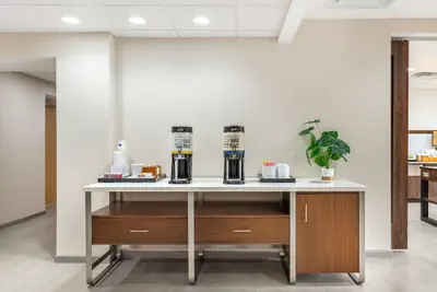 Photo 4 - Hampton Inn by Hilton Petersburg Fort Lee