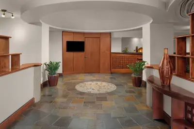 Photo 2 - Larkspur Landing Extended Stay Suites Bellevue