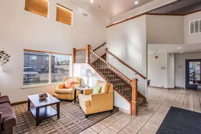 Photo 3 - Quality Inn & Suites Meridian - West Boise