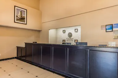 Photo 4 - Comfort Inn & Suites Crystal Inn Sportsplex