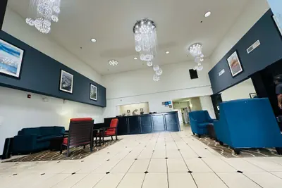 Photo 5 - Comfort Inn & Suites Crystal Inn Sportsplex
