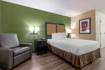 Photo 5 - Extended Stay America Select Suites - St. Louis - O' Fallon, IL
