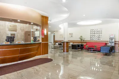Photo 4 - Econo Lodge West Haven