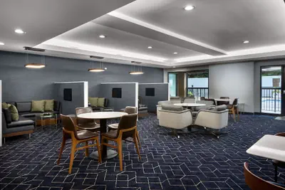 Photo 5 - Courtyard by Marriott Winston-Salem Hanes Mall