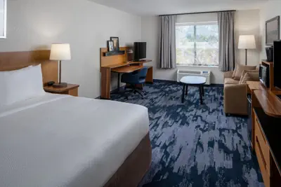 Photo 5 - Fairfield Inn & Suites by Marriott Ft. Myers/Cape Coral