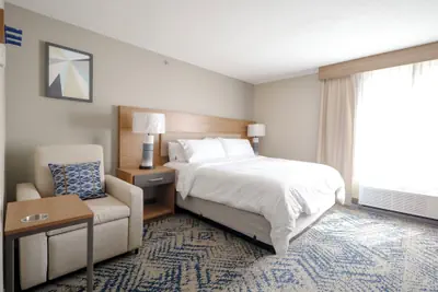 Photo 5 - Candlewood Suites Beachwood Cleveland by IHG
