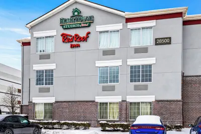 Photo 2 - Red Roof Inn Southfield