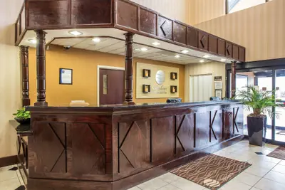 Photo 3 - Comfort Inn & Suites Ft. Jackson Maingate