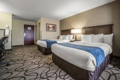 Photo 5 - Comfort Suites Salt Lake City Airport