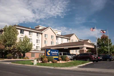 Photo 2 - Comfort Suites Salt Lake City Airport