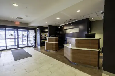Photo 3 - Courtyard by Marriott Cleveland Willoughby