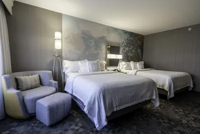 Photo 5 - Courtyard by Marriott Cleveland Willoughby