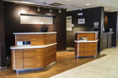 Photo 4 - Courtyard by Marriott Cleveland Willoughby