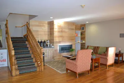 Photo 4 - Country Inn & Suites by Radisson, Gurnee, IL