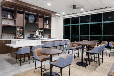 Photo 2 - Hilton Garden Inn Atlanta Perimeter Center