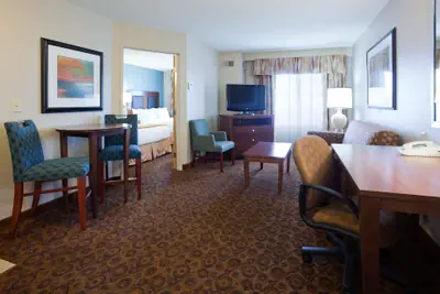 Photo 5 - Holiday Inn Express Hotel & Suites St. Cloud by IHG