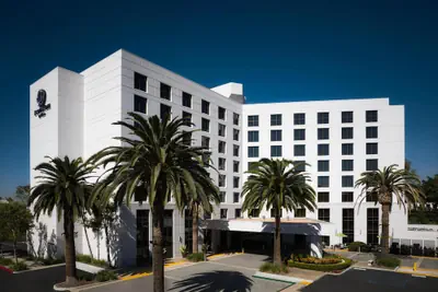 Photo 2 - DoubleTree by Hilton Irvine - Spectrum