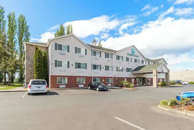 Photo 2 - GuestHouse Kelso Longview